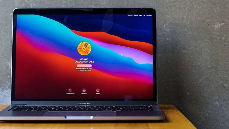 Giá của laptop MacBook Pro 2020 khá cao